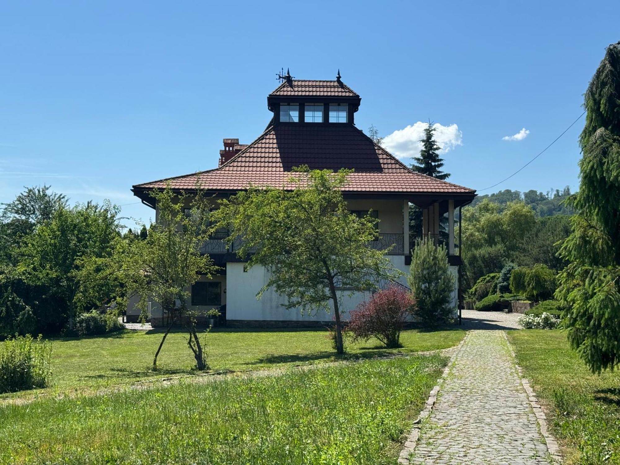 Троянда Карпат Hotel Karpaty Exterior photo